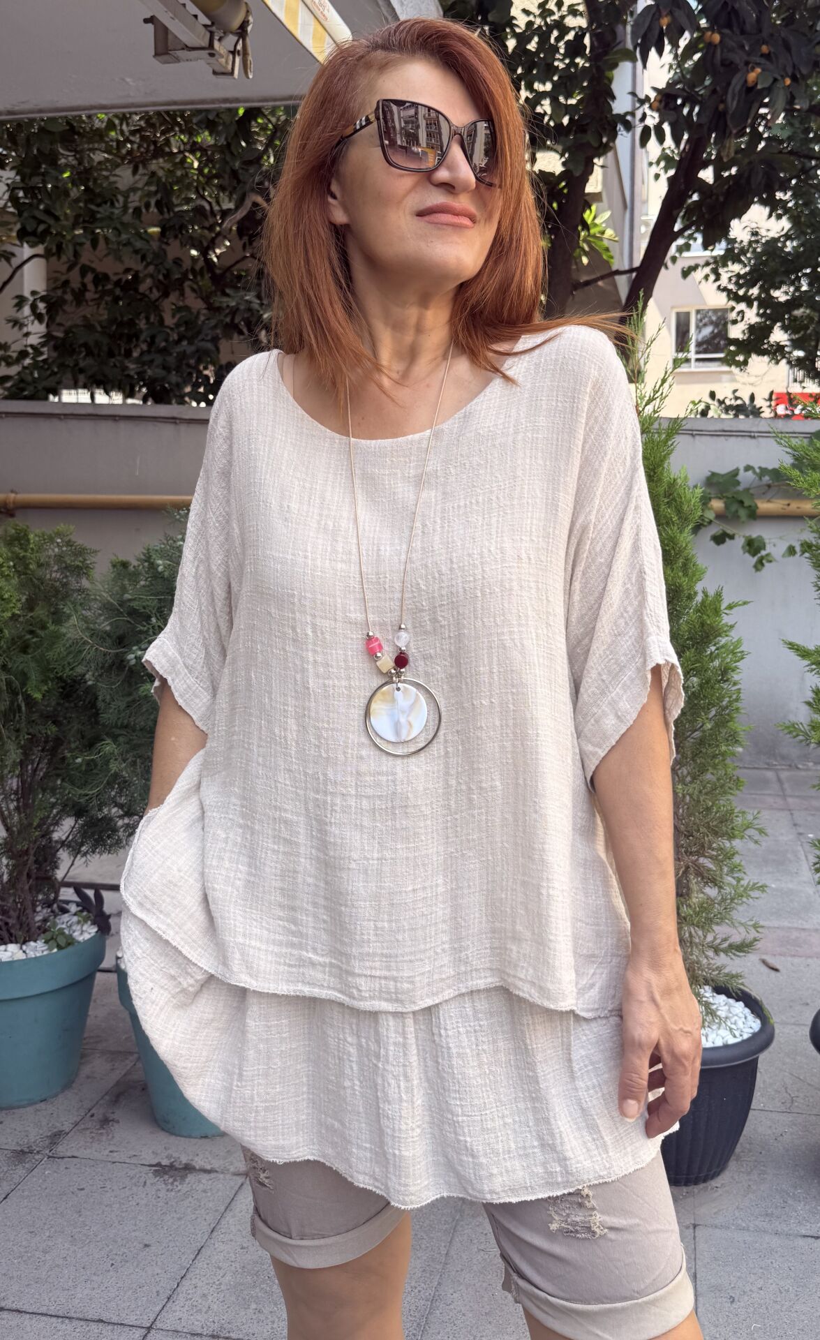 Clara İtalyan Kolyeli Bluz Bej