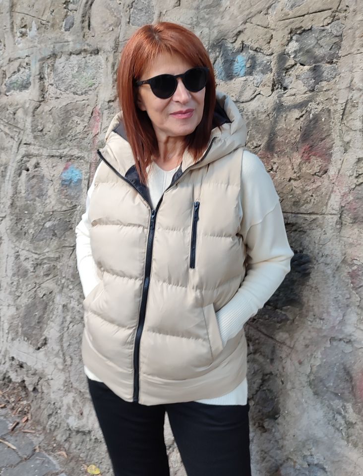 Kapüşonlu Şişme Yelek Ekru