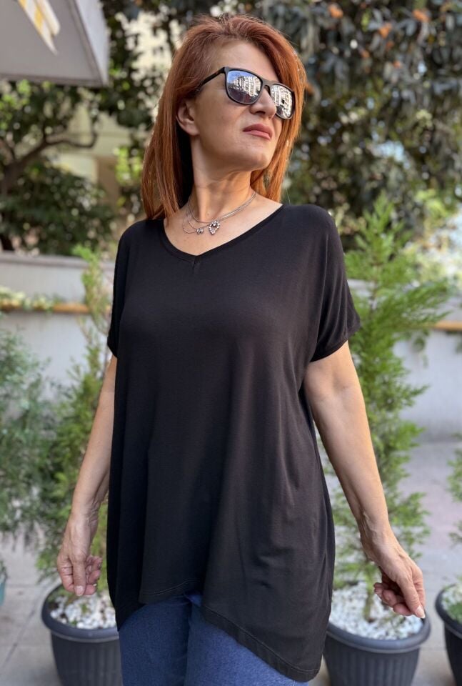 Sırt V Detaylı Bluz Siyah