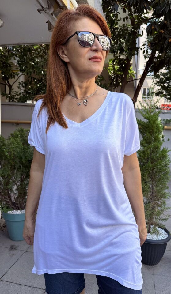 Sırt V detaylı Bluz Beyaz