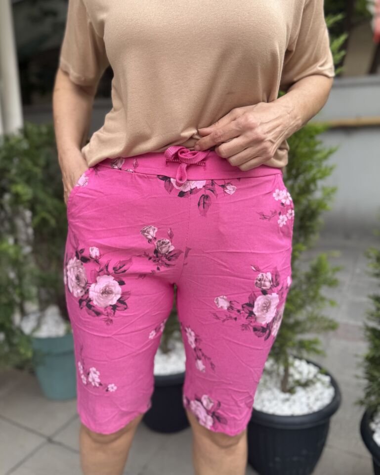 Çiçekli İtalyan Şort Pembe