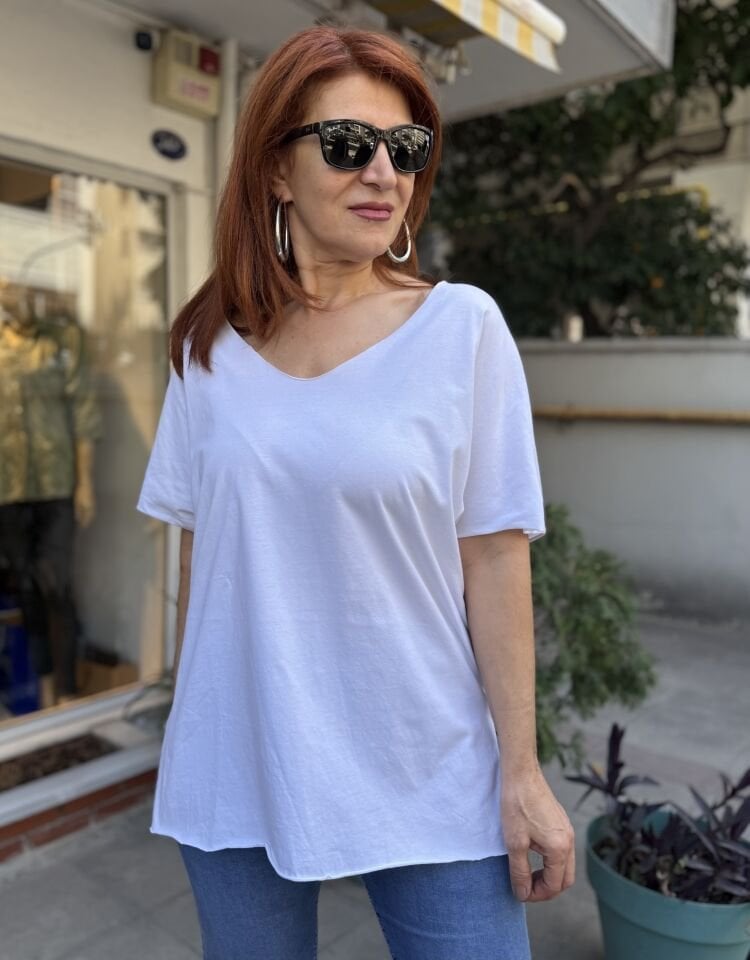 A- 0610 V Yaka Pamuk Tişört Beyaz