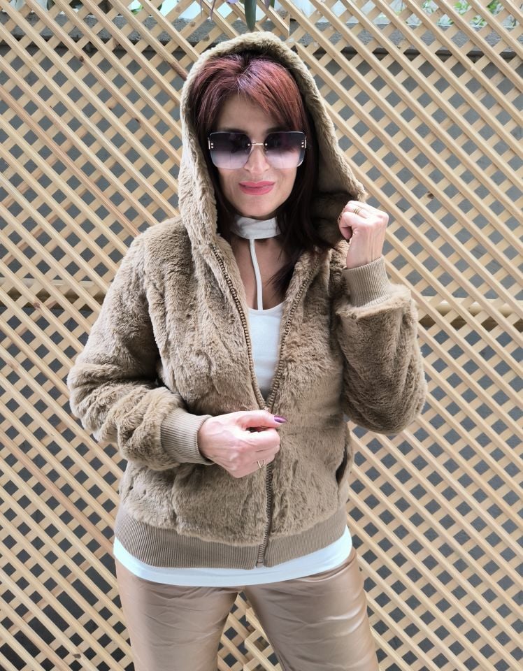 Cosy İtalyan Kürk Sütlü Kahve