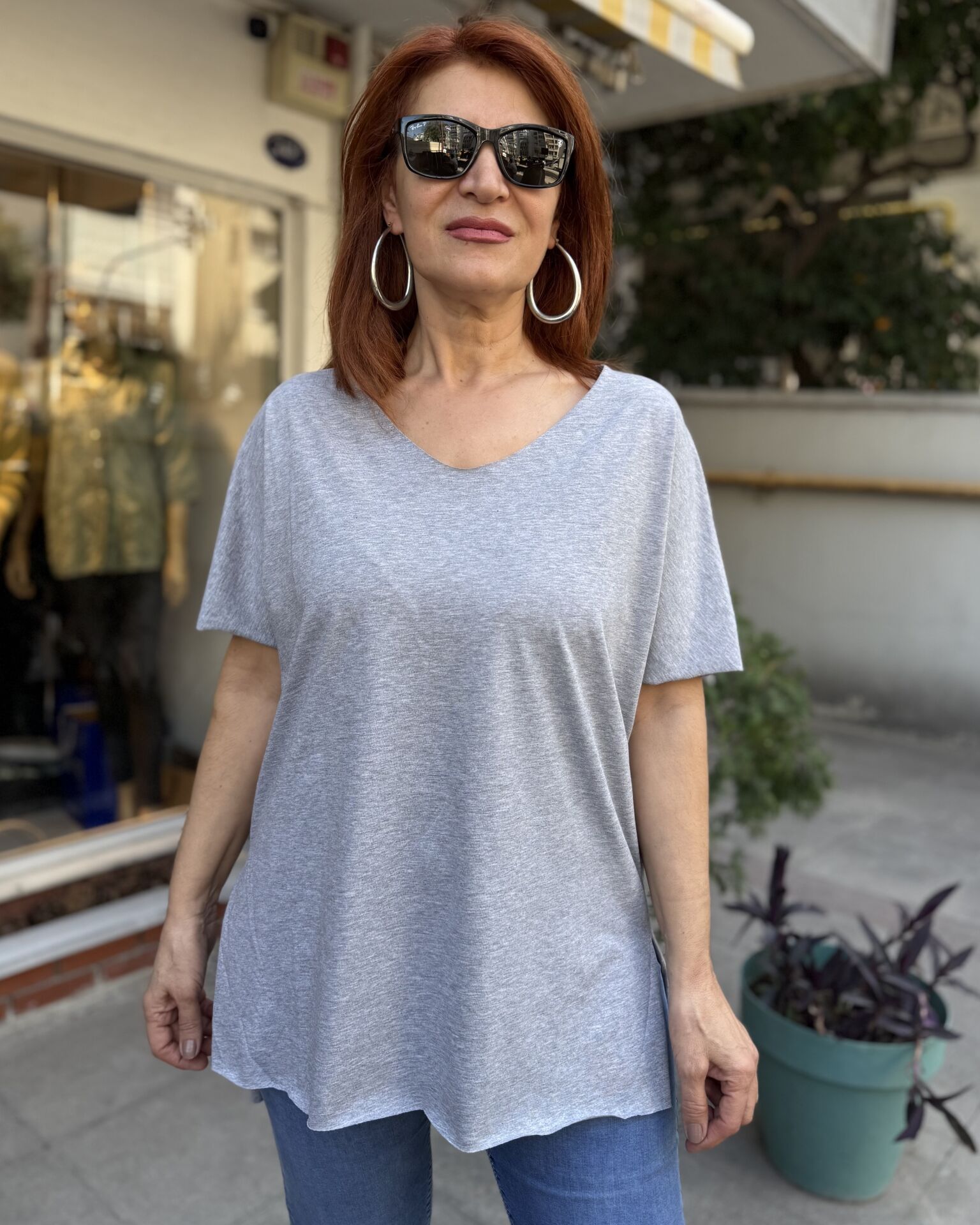 A- 0610 V Yaka Pamuk Tişört Gri