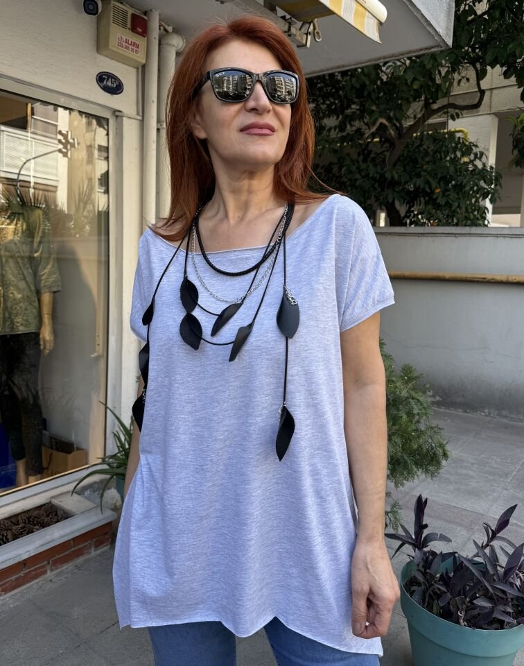 Kayık Yaka Pamuk Tişört Açık Gri