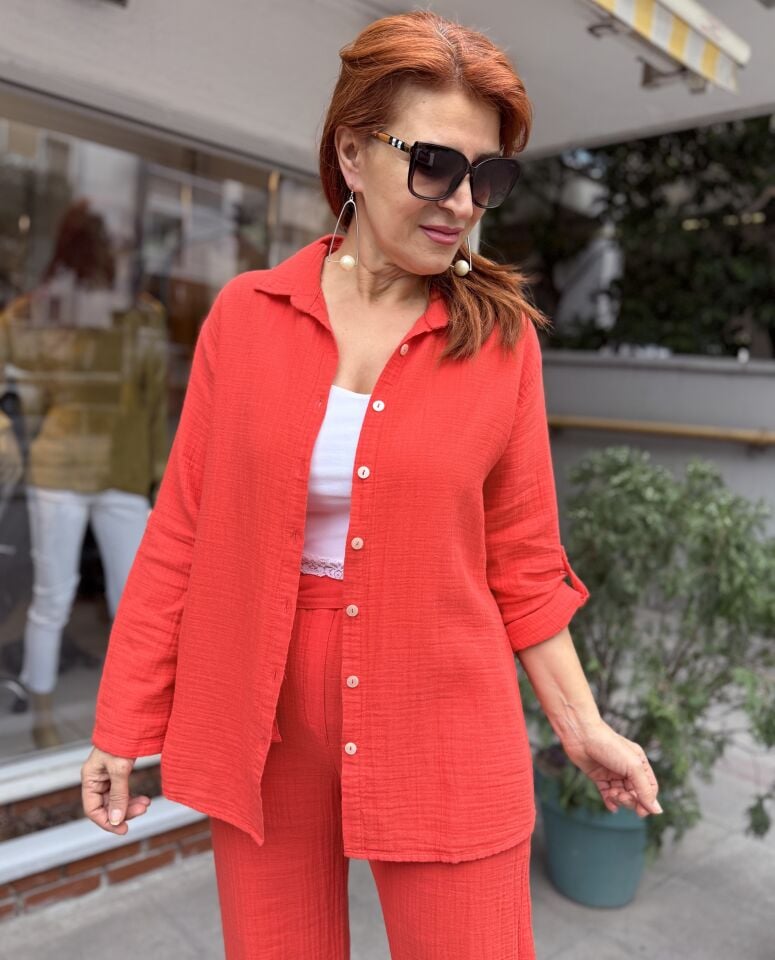 Müslin Yakalı Gömlek Nar Çiçeği
