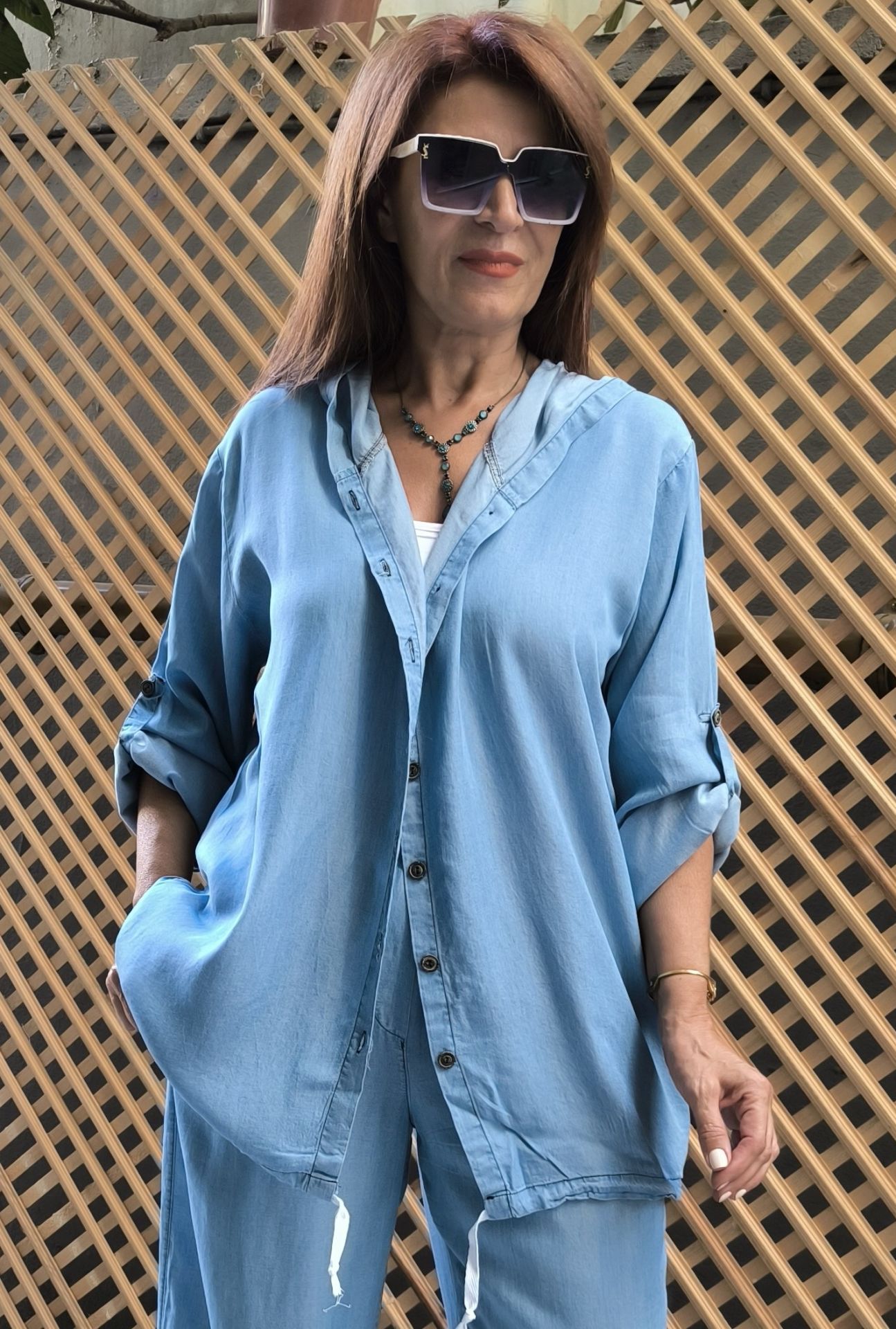 Tencel Sırt Nakışlı Kapüşonlu Kot Gömlek