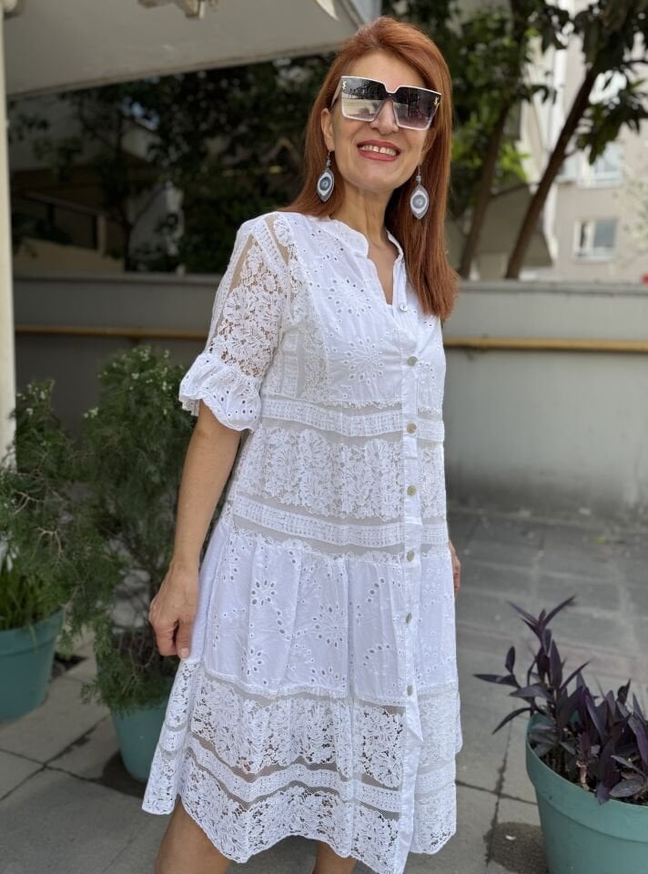 İtalyan Dantelli Güpür Midi Elbise Beyaz