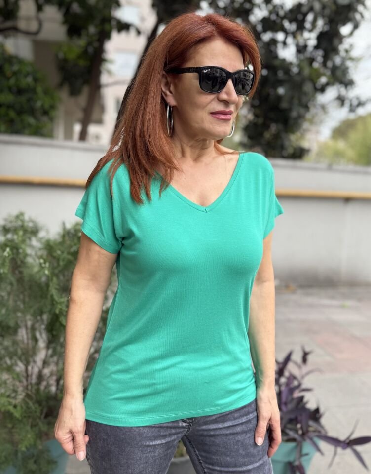 NCD- Viskon Ön Arka V Tişört Benetton Yeşil