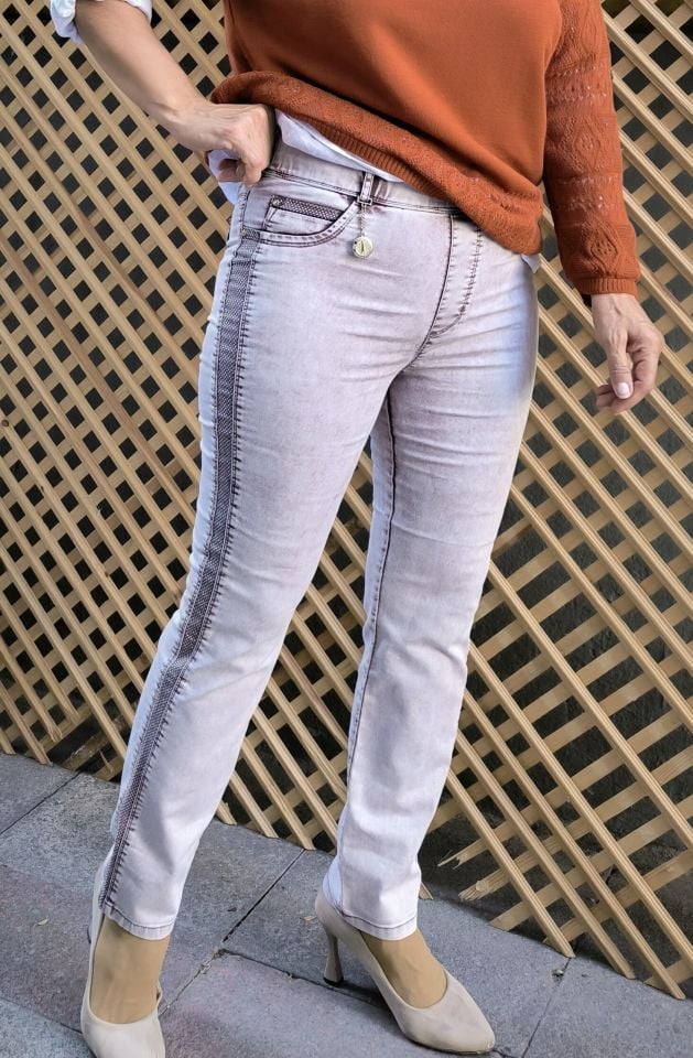 Taşlamalı Şeritli Pantolon Gri