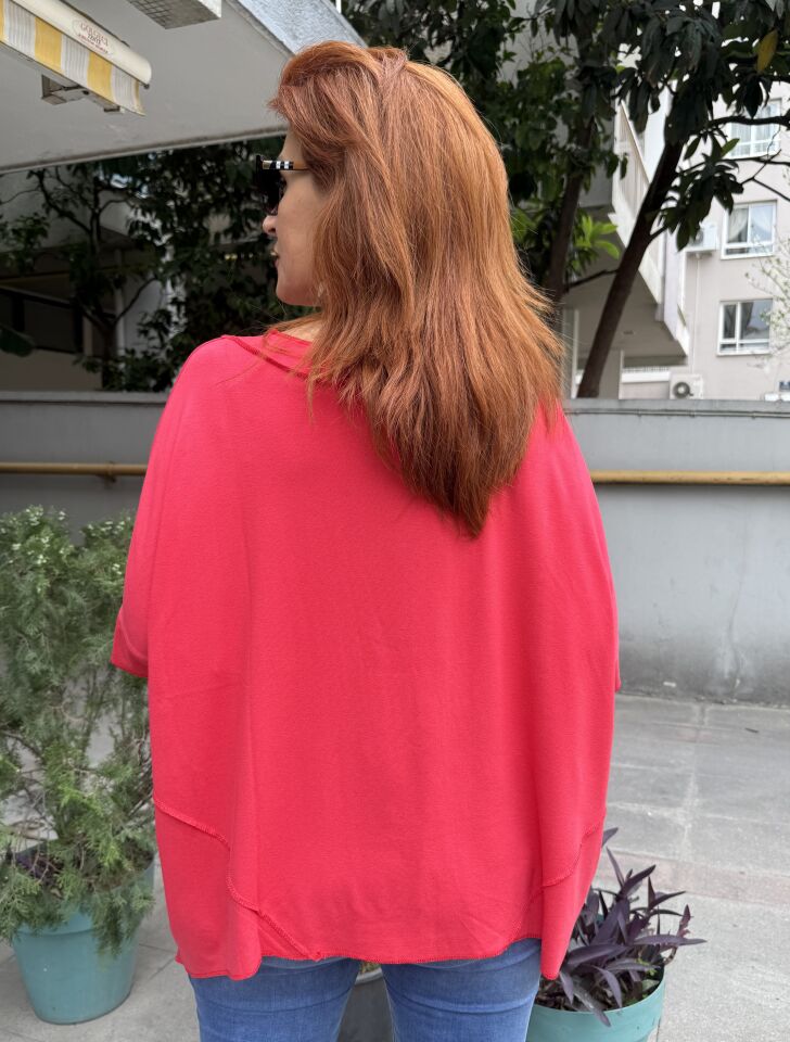 Çift Yaka Tişört Nar Çiçeği