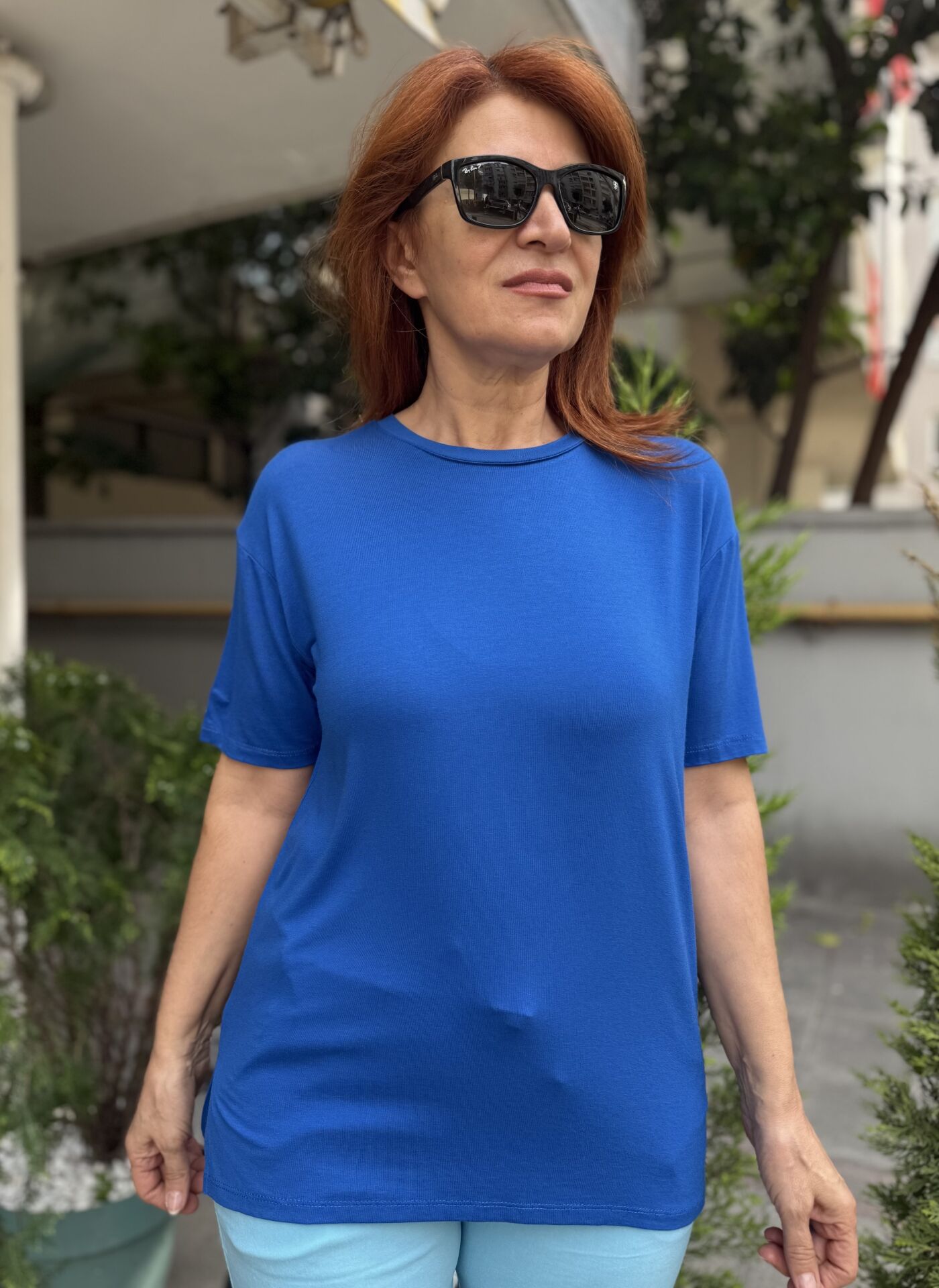 35D- V Yaka Viskon Tişört Saks Mavi