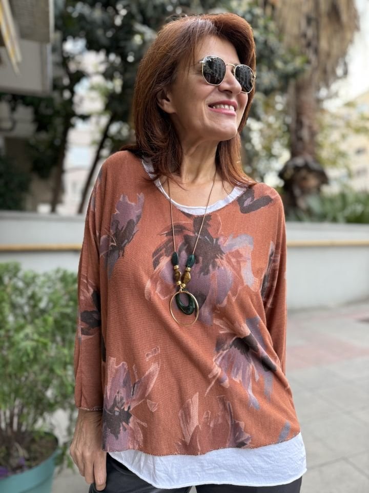 İtalyan Çiçek Desenli Bluz Tarçın