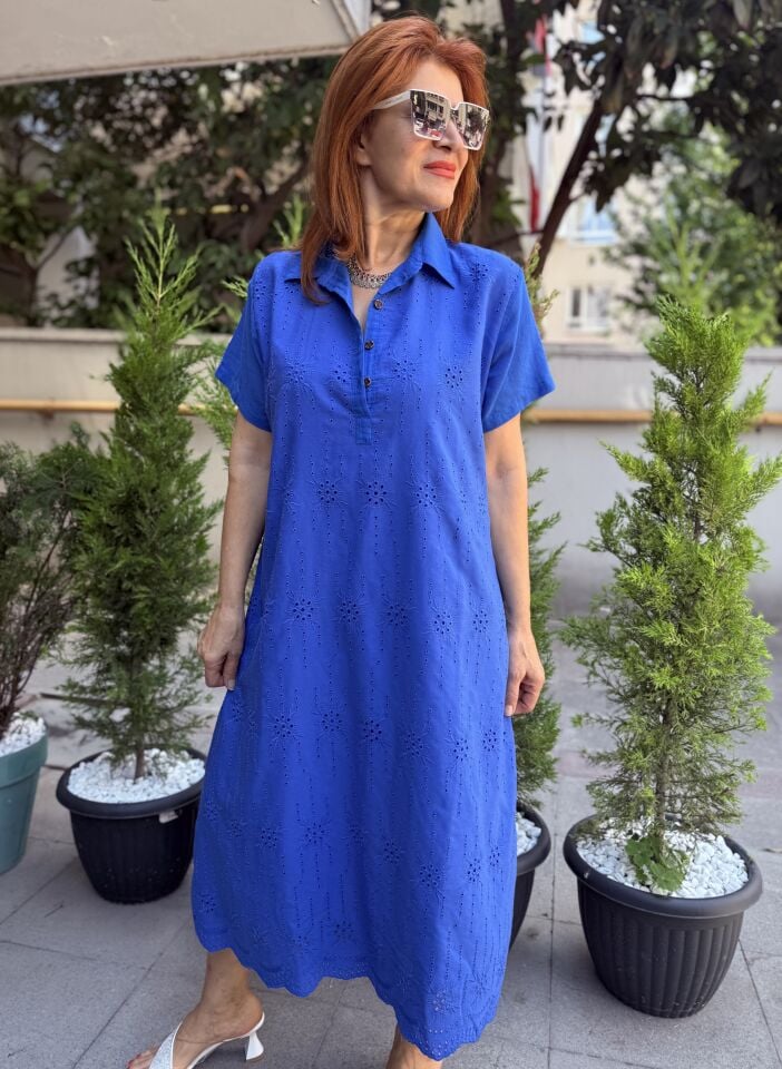 P- MD195 Brode Düğmeli Elbise Saks Mavi