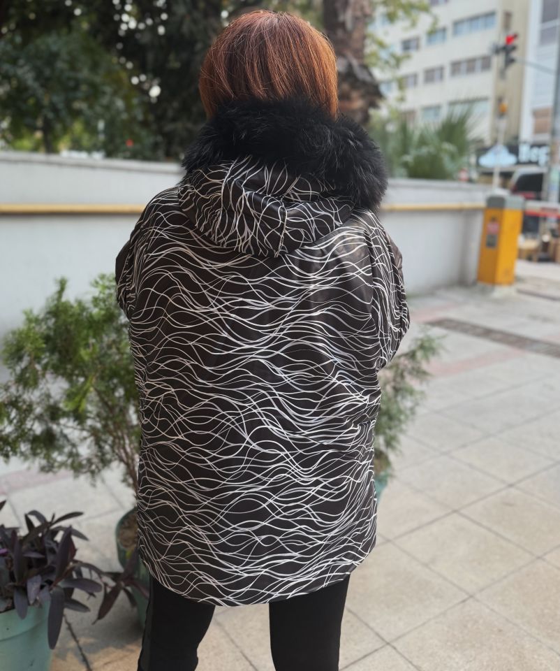 Desenli Kürk Detaylı Mont Siyah