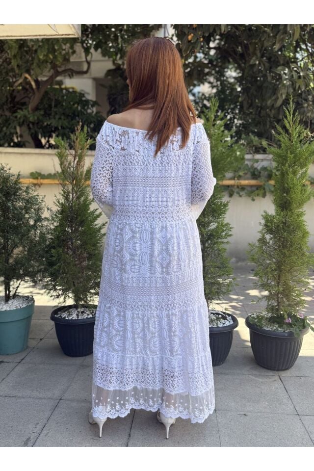 İtalyan Pul Detaylı Güpür Elbise Beyaz