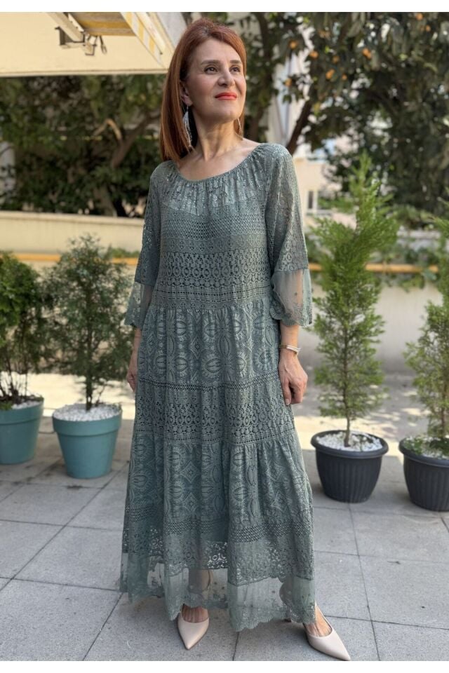 İtalyan Pul Detaylı Güpür Elbise Haki
