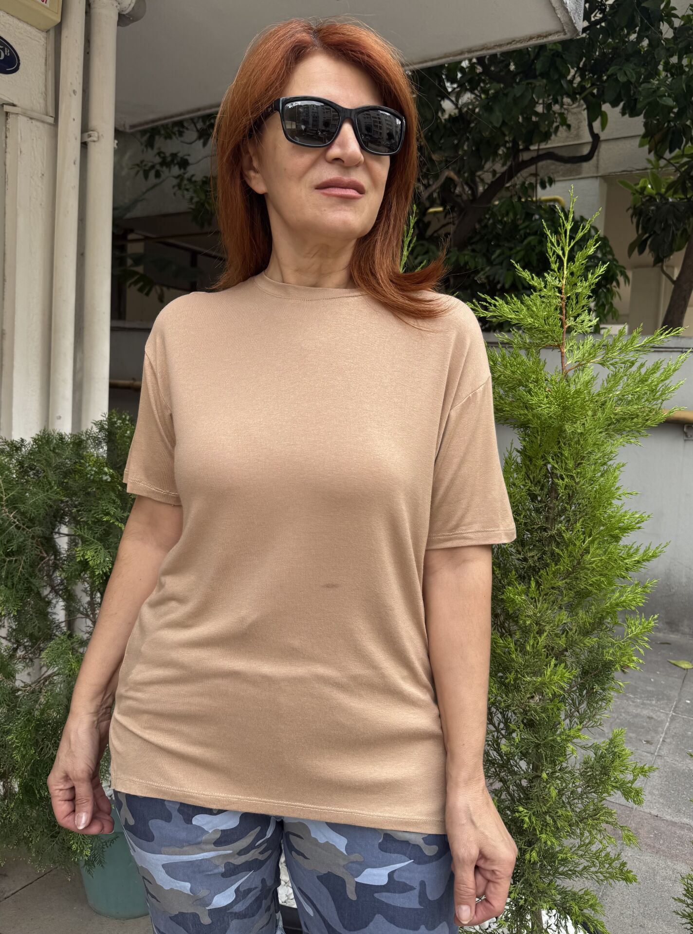 35D- Viskon Yuvarlak Yaka Tişört Bej